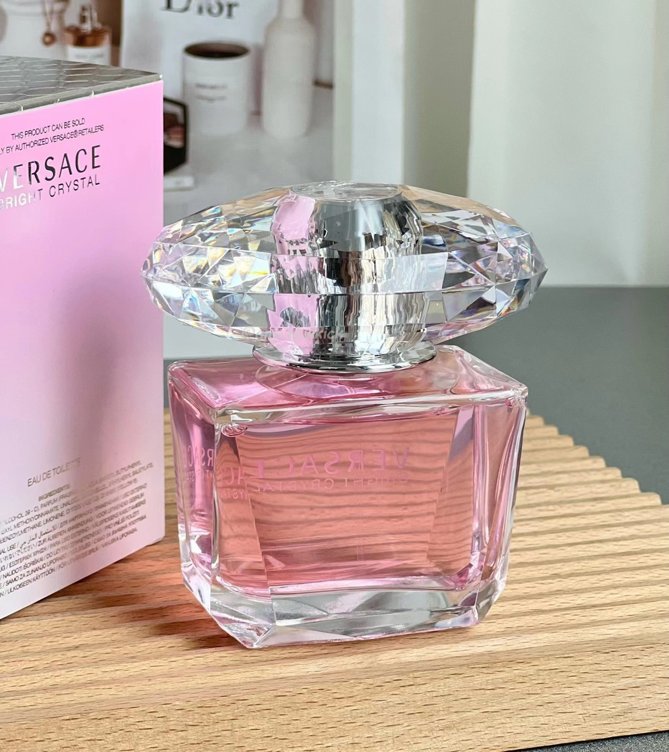 Versace Bright Crystal Edt 90ml (6) - newkick.vip